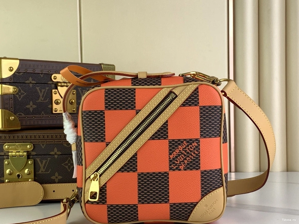 Cheap Messenger-24*24*8CM Chess LOUIS VUITTON 0801